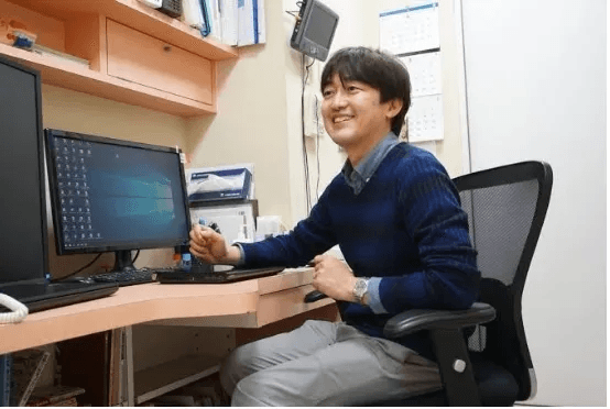 電話対応時間を66時間削減! 24時間予約受付で診療時間外の予約が6割に!